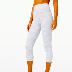 Lululemon wonder under tight 25”